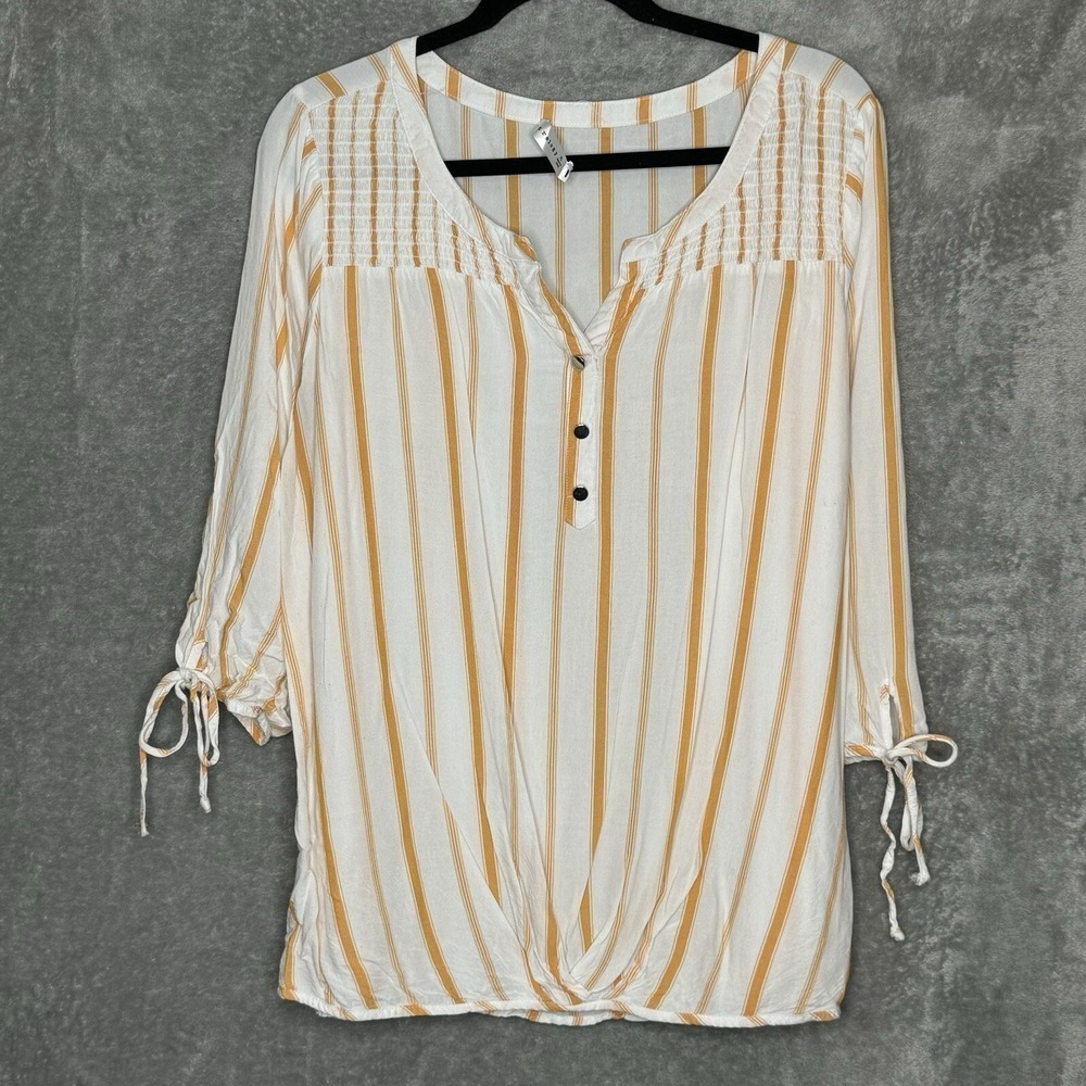 Retrology XL Top Shirt White Gold Striped Split Scoop Neck 3/4 Sleeve‎ Henley